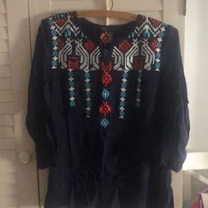 Breezy gauze shirt with tribal print